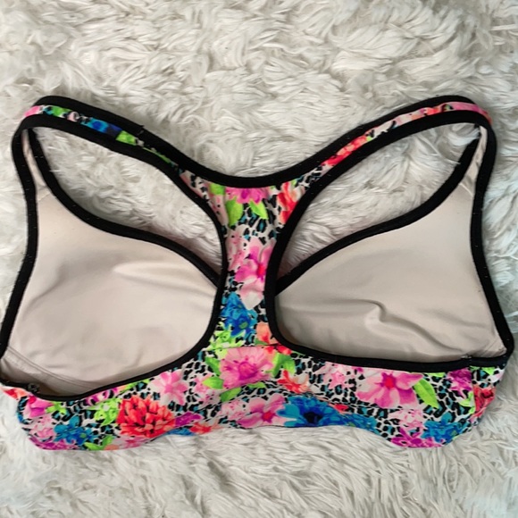 Victoria Secret Pink Floral Yoga Sports Bra - Size Small - Picture 4 of 5